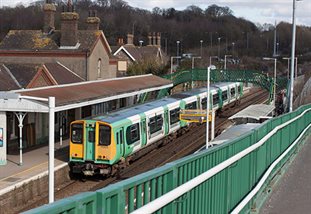 A train at Falmer station