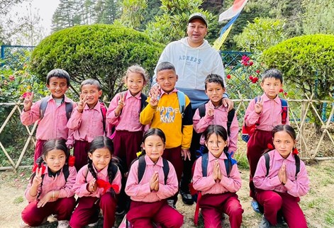 Malagiri children with teacher